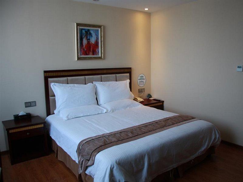 Greentree Inn Guangdong Shantou Chengjiang Road Business Hotel Экстерьер фото