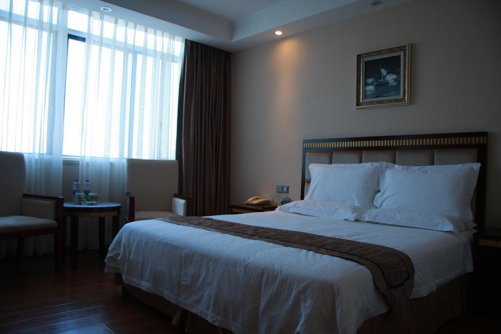 Greentree Inn Guangdong Shantou Chengjiang Road Business Hotel Экстерьер фото