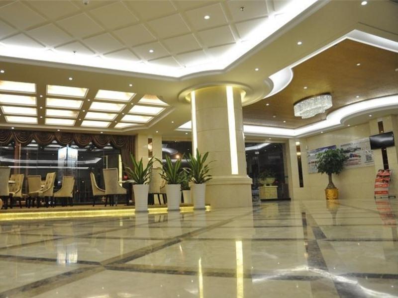 Greentree Inn Guangdong Shantou Chengjiang Road Business Hotel Экстерьер фото